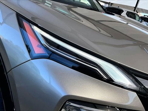 New 2026 Nissan Rogue Platinum image 18