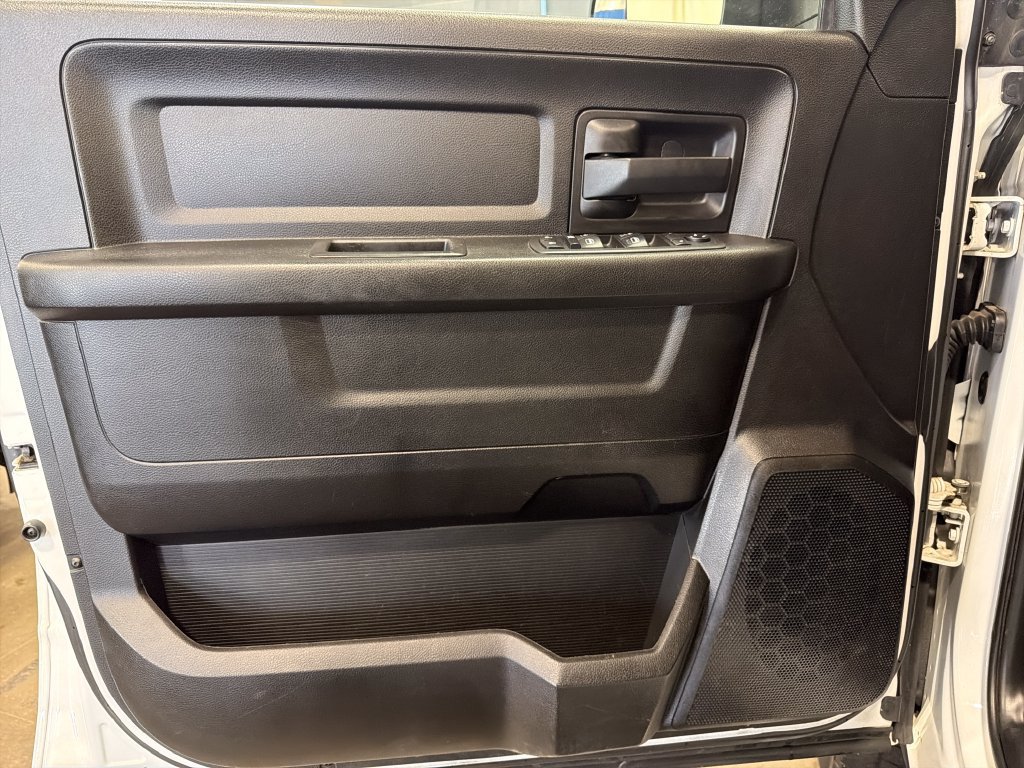 Used 2020 RAM 3500 Tradesman AWD/4WD image 13