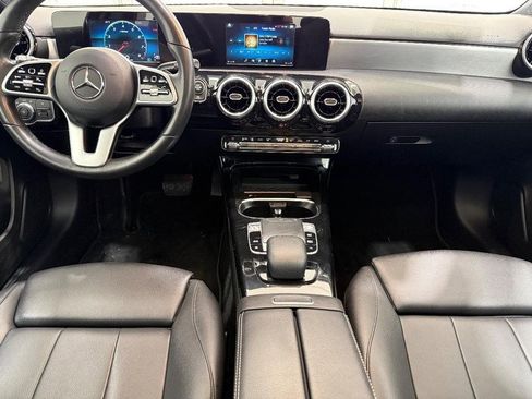 Used 2019 Mercedes-Benz A 220 4MATIC image 9