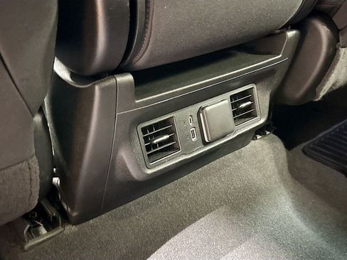 Used 2024 Chevrolet Silverado 1500 LT image 25