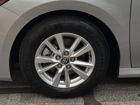 Used 2025 Toyota Camry LE image 29