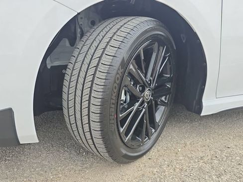 New 2026 Toyota Camry SE image 31