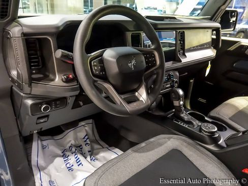 New 2025 Ford Bronco 2-Door AWD/4WD image 10
