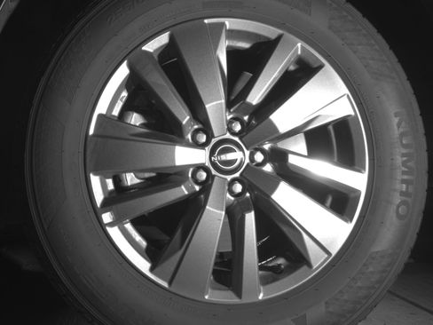 Used 2025 Nissan Pathfinder SV AWD/4WD image 12