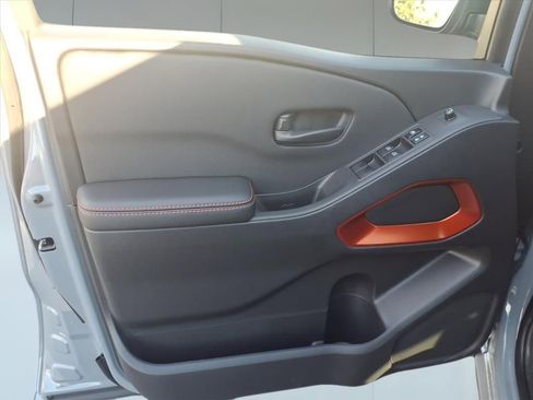 New 2026 Nissan Frontier PRO-4X w/ Pro-4x Convenience Package image 11