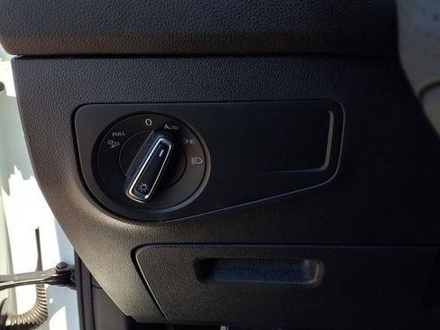 Used 2022 Volkswagen Tiguan SEL R-Line image 14