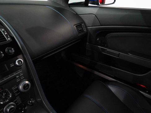 Used 2015 Aston Martin V8 Vantage image 14
