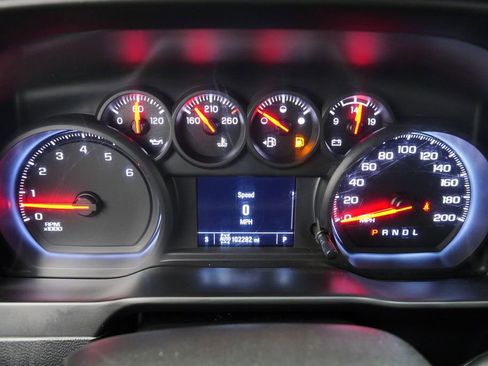 Used 2019 Chevrolet Silverado 1500 Custom w/ Custom Value Package image 22