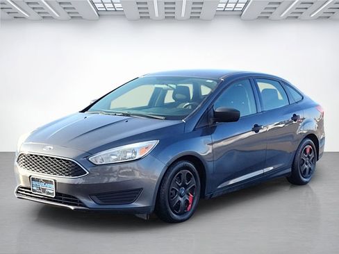Used 2015 Ford Focus S image 7