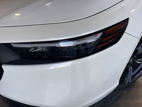 Used 2023 Honda Accord Sport image 9