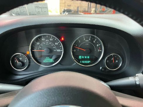 Used 2018 Jeep Wrangler Sport image 24