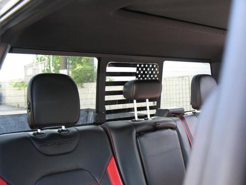 Used 2019 Ford F150 Lariat w/ Equipment Group 502A Luxury AWD/4WD image 29
