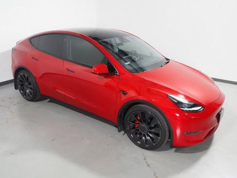 Used 2023 Tesla Model Y Performance image 13