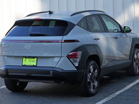 Used 2025 Hyundai Kona SEL AWD/4WD image 49