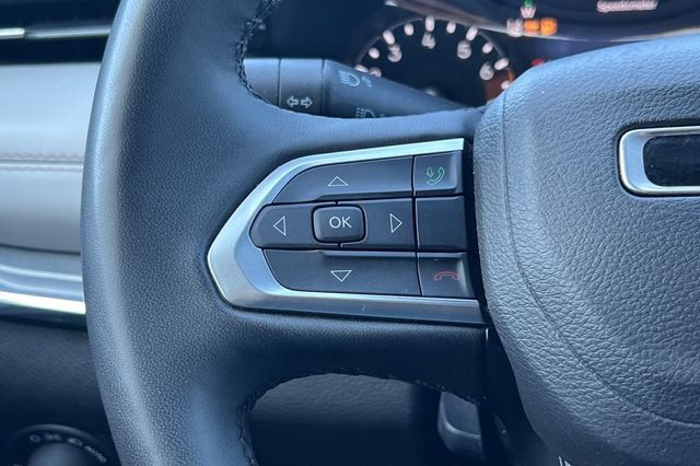 Used 2024 Jeep Compass Limited AWD/4WD image 27