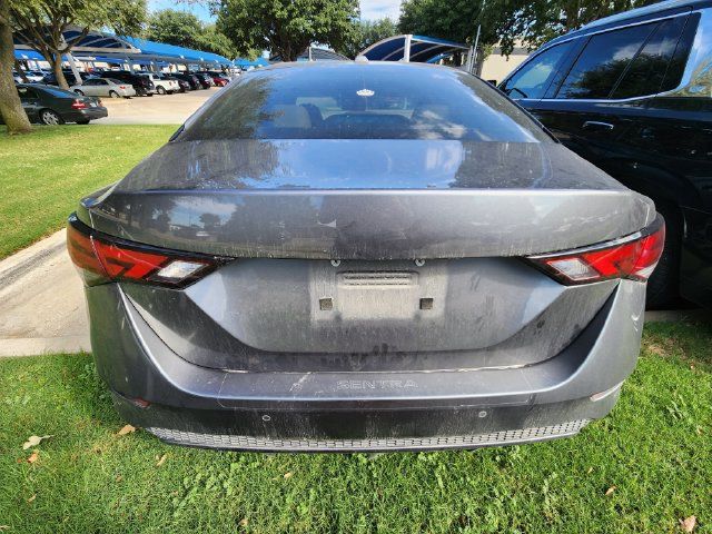 Used 2022 Nissan Sentra SV w/ SV Premium Package FWD image 5