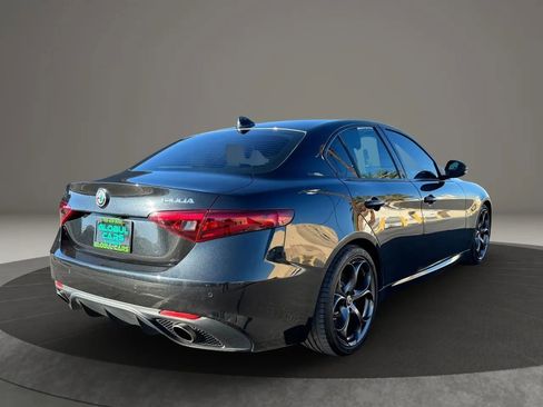 Used 2018 Alfa Romeo Giulia Ti Sport w/ Quick Order Package 22U Sport image 5