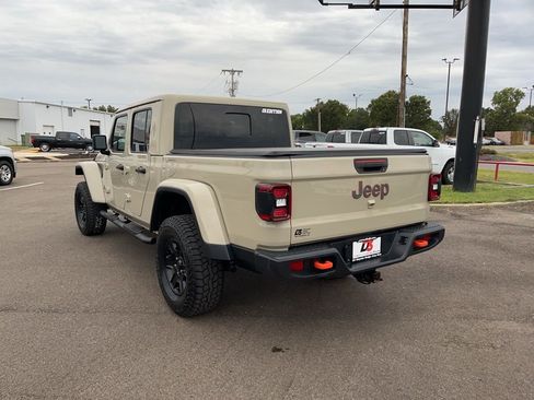 Used 2020 Jeep Gladiator Mojave image 5