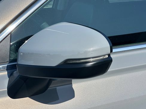 Used 2024 Honda CR-V EX-L image 51