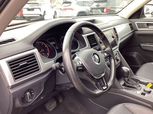 Used 2018 Volkswagen Atlas SE image 11