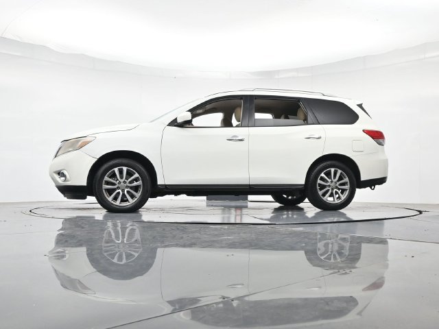 Used 2016 Nissan Pathfinder SV FWD image 39