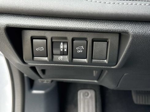 Used 2022 Subaru Outback Limited AWD/4WD image 45
