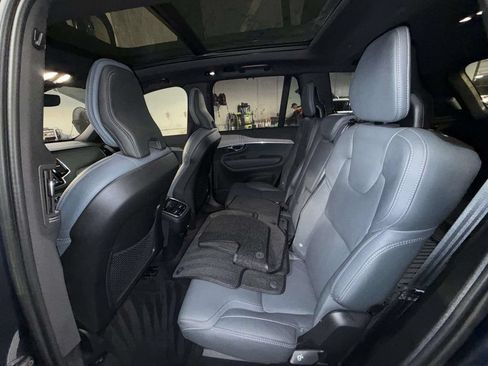 Used 2023 Volvo XC90 B6 Ultimate w/ Protection Package Premier AWD/4WD image 19