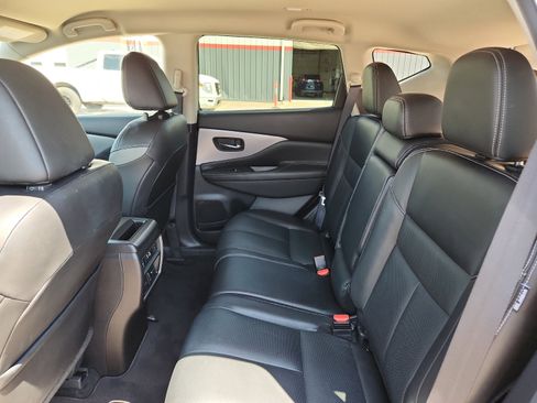 Used 2020 Nissan Murano SL image 9