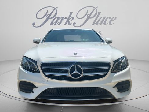 Used 2018 Mercedes-Benz E 300 image 8