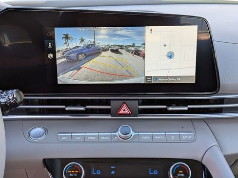 New 2025 Hyundai Elantra SEL image 22