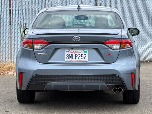 Used 2021 Toyota Corolla SE FWD image 4