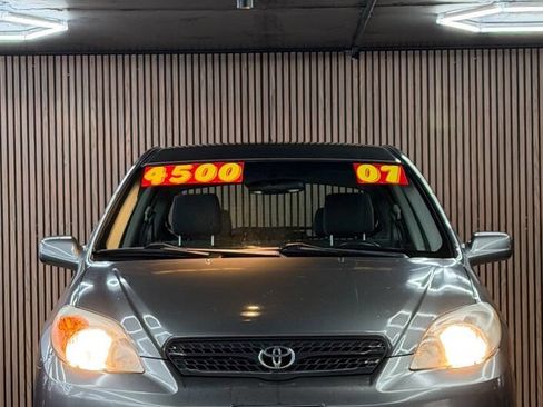 Used 2007 Toyota Matrix XR image 2