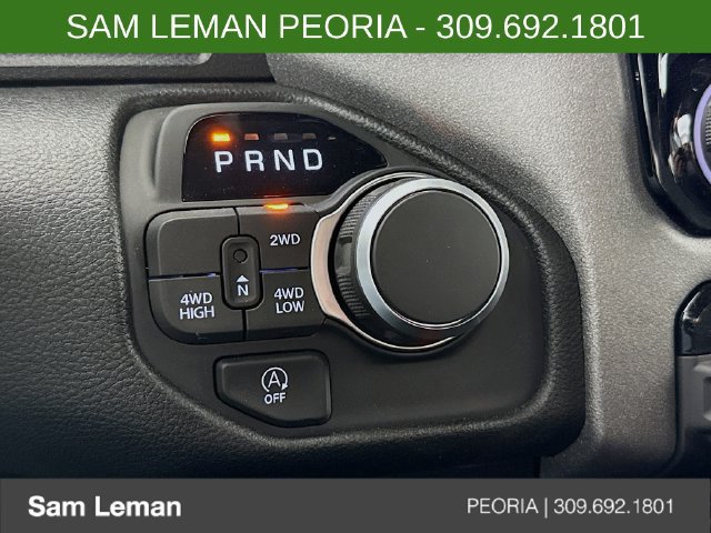 New 2026 RAM 1500 Express AWD/4WD image 16