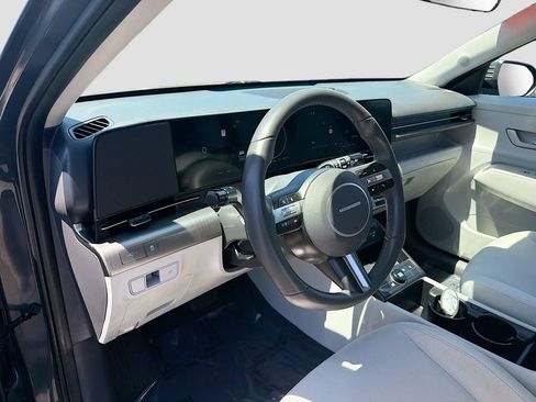 Used 2024 Hyundai Kona SEL FWD image 8