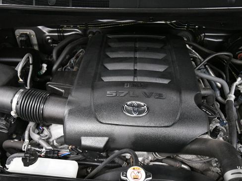 Used 2020 Toyota Tundra Limited w/ Limited Premium Package AWD/4WD image 33