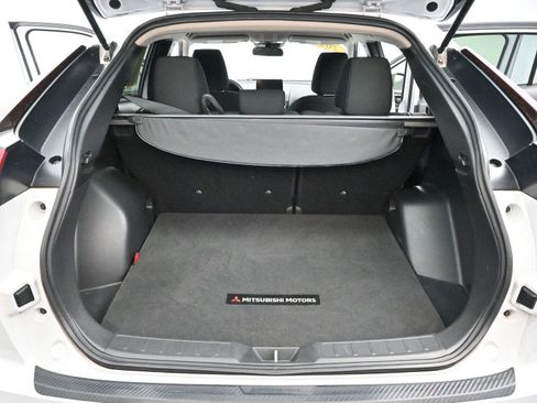 Used 2023 Mitsubishi Eclipse Cross LE AWD/4WD image 9