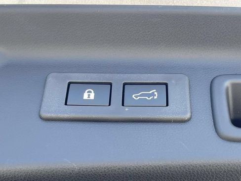 Certified 2026 Subaru Forester Premium w/ Base/Premium Plus Package AWD/4WD image 35