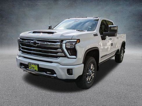 New 2026 Chevrolet Silverado 3500 High Country w/ Technology Package AWD/4WD image 7
