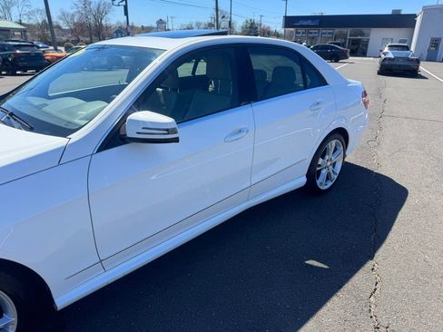 Used 2013 Mercedes-Benz E 350 Sedan image 10