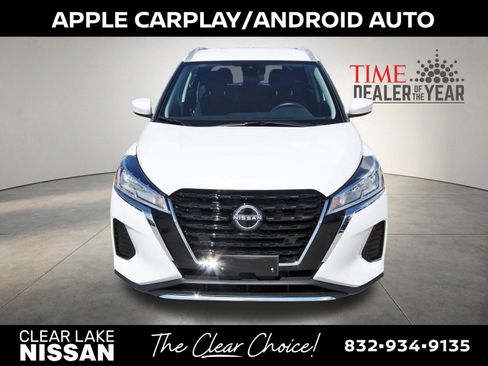 Certified 2024 Nissan Kicks SV FWD image 2