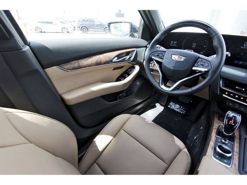 New 2026 Cadillac CT5 Premium Luxury image 8