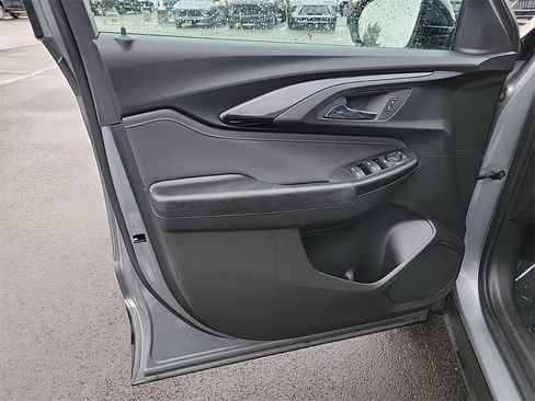 Used 2023 Chevrolet TrailBlazer RS image 18