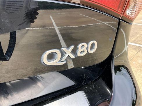 Used 2015 INFINITI QX80 2WD w/ 22" Wheel Package image 9