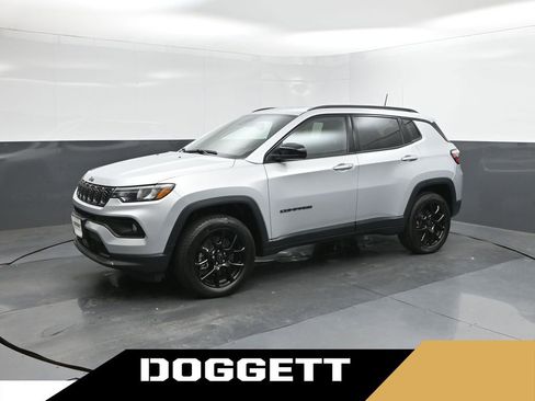 New 2026 Jeep Compass Latitude AWD/4WD image 1
