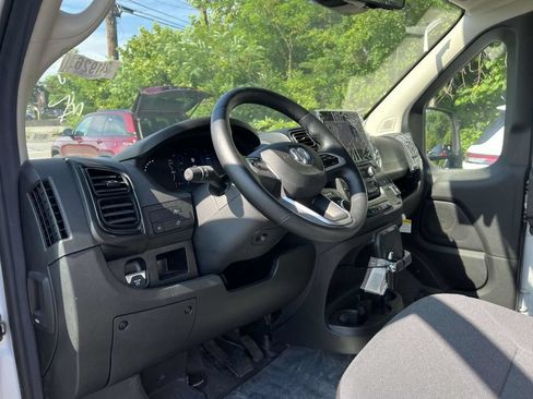 Used 2024 RAM ProMaster 3500 w/ Delivery Van Package FWD image 15