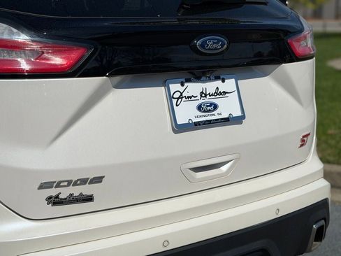 Used 2019 Ford Edge ST w/ Equipment Group 401A image 10