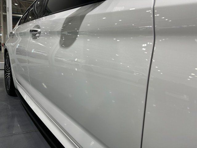 Used 2018 BMW 540i RWD image 16