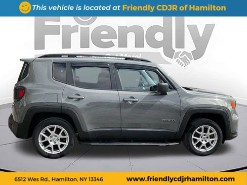Used 2022 Jeep Renegade Latitude w/ Convenience Group image 12