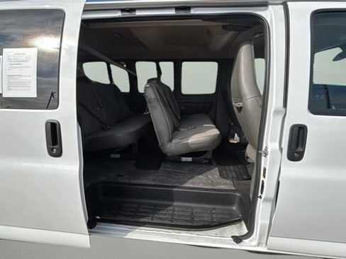 Used 2024 Chevrolet Express 3500 LT w/ LT Preferred Equipment Group image 37