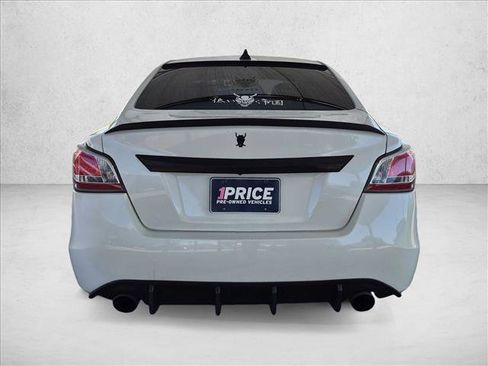 Used 2015 Nissan Altima 2.5 SL w/ Technology Package FWD image 6